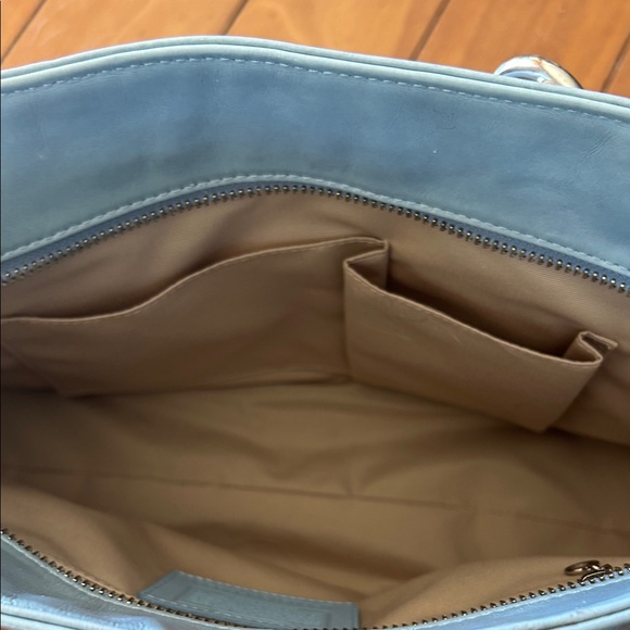 Coach Light Blue Leather Tote Bag Polished Ring Hardware Shoulder Purse - Picture 4 of 6